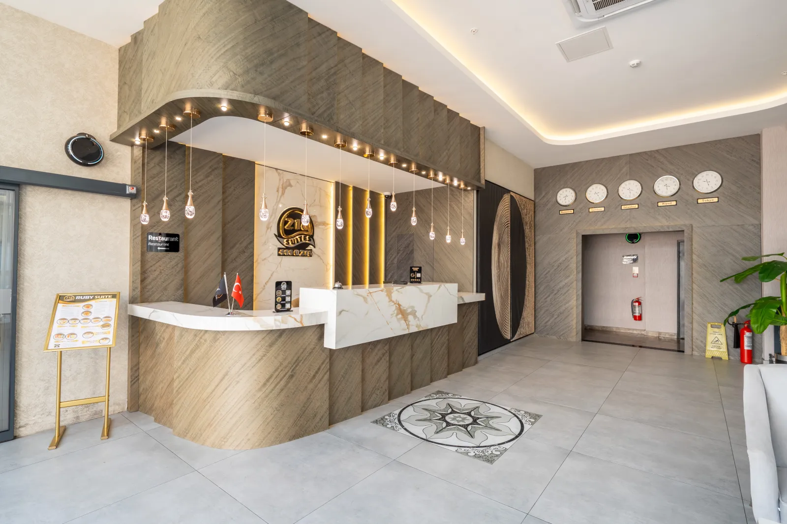 216 Ruby Hotel Hakkında